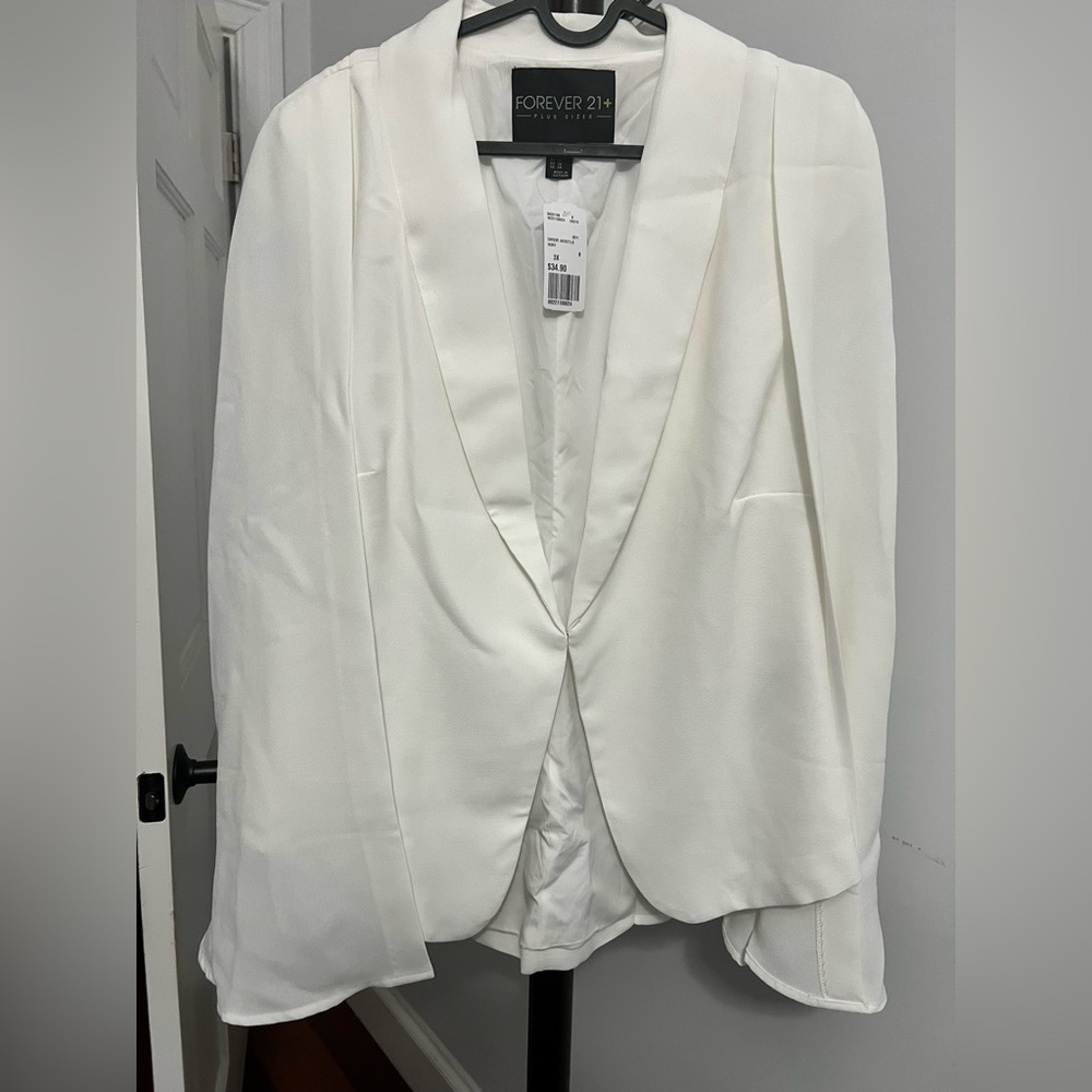 Forever 21 Classic Cream Blazer